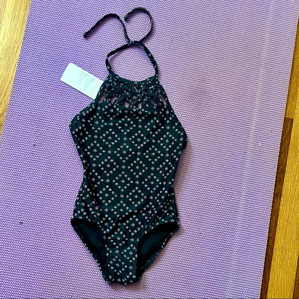 Old navy swim suit🖤